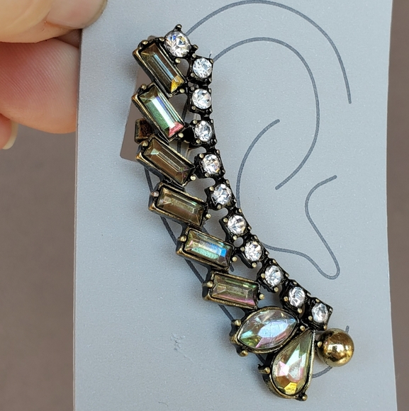 New Unique Click-Six Rhinestone Crystal Ear Cuff - Picture 5 of 11